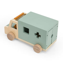 Krankenwagen aus Holz | Trixie