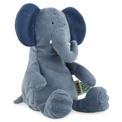 Trixie Baby Kuscheltier Frau Elefant – weitere Ansicht des weichen Stofftiers für Babys zum Schmusen und Spielen