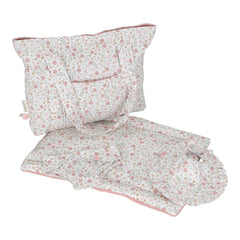 Puppenwickeltasche Soft Flowers geöffnet mit Zubehör für Babypuppen