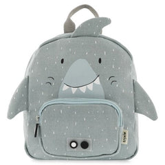 Trixie Kinder-Rucksack Herr Hai in Blau – 7,5-Liter-Rucksack mit Haimotiv, Fronttasche und Brustschnalle ab 3 Jahren