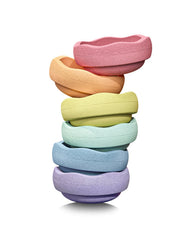 Stapelstein Original Mini Rainbow Pastel – Detailansicht der sechs kleinen Bewegungssteine in sanften Pastelltönen für Kinder ab 1 Jahr