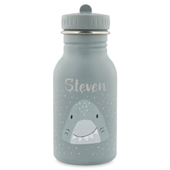 Personalisierbare Trixie Trinkflasche Herr Hai 350 ml in Blau mit Gravur – Edelstahl-Kinderflasche mit Haimotiv und Tragekordel