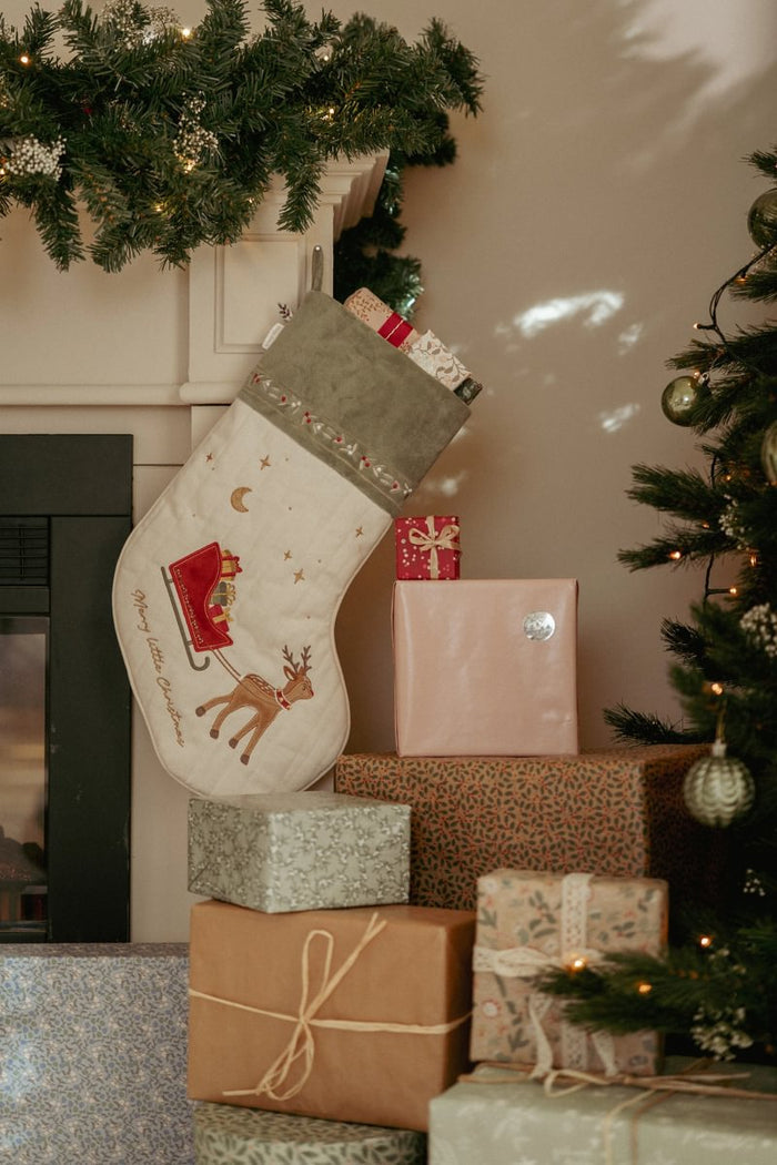 Little Dutch Nikolausstrumpf in Grün als Weihnachtsdekoration